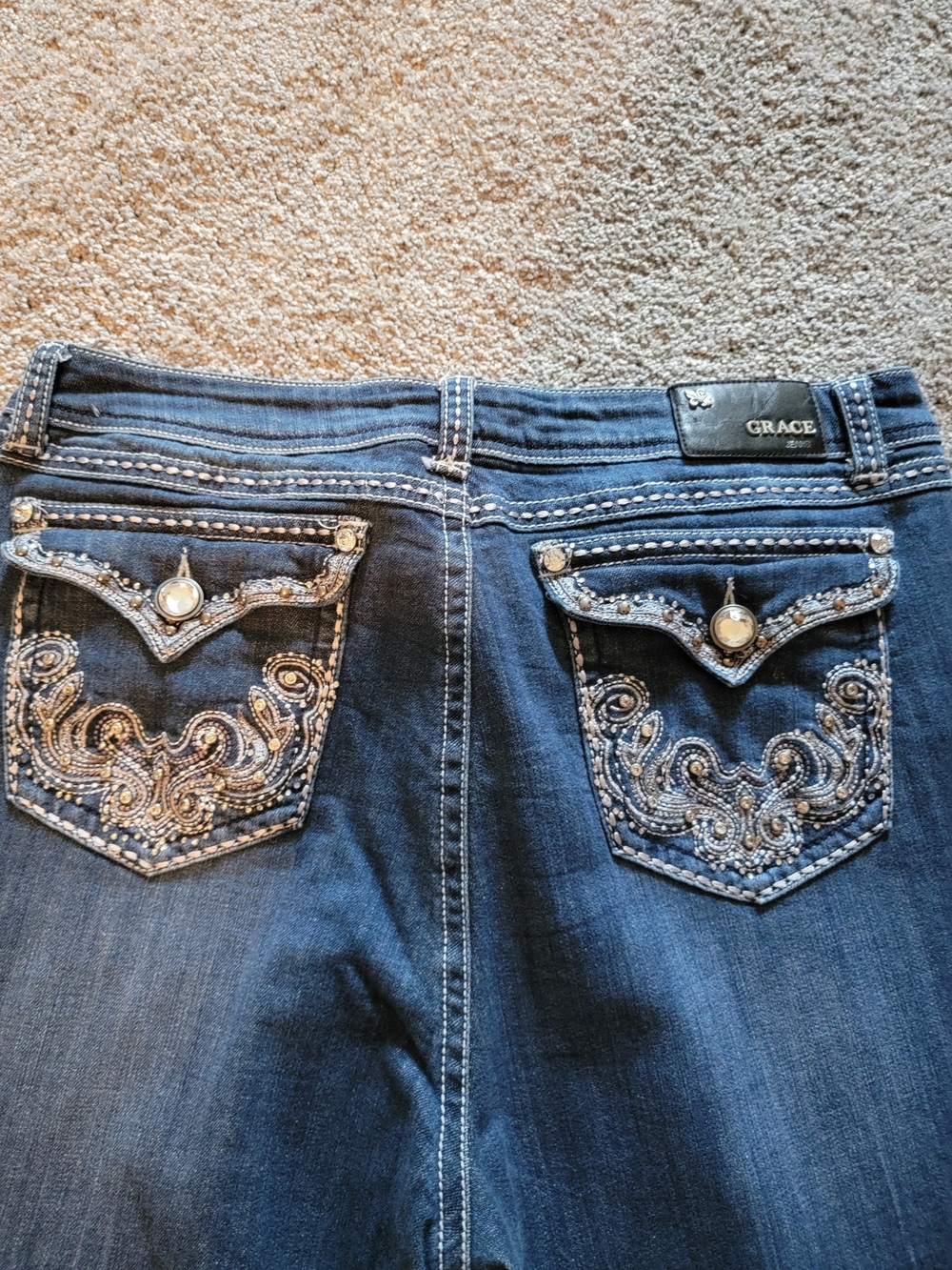 Grace Women's Embroidered Dark Blue Jeans